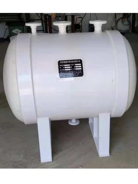 聚丙烯儲(chǔ)罐(臥式)